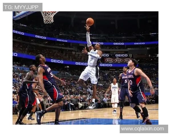 小蓝队主场两连败,扬布拉德26分难救主 小蓝队主场两连败,扬布拉德26分难救主