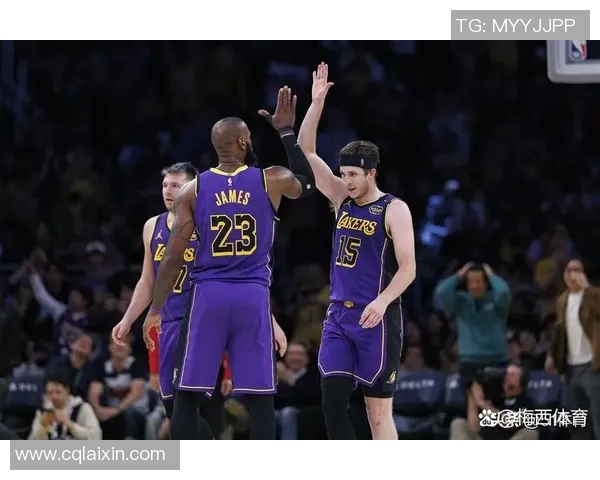 湖人交易新动向：瞄准26岁东契奇与27岁里夫斯，3D球员市场遇冷背后