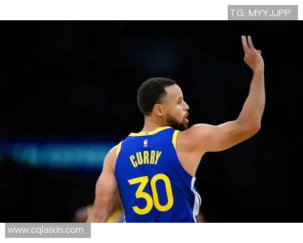 格林10+8+12库里5记三分，黄蜂后场双枪空砍60分，勇士交手7连胜